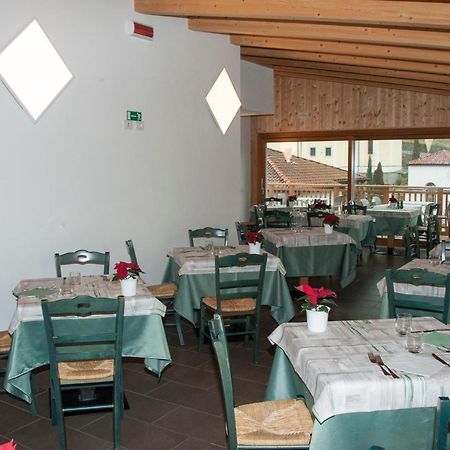 Hotel Locanda Le Tre Oche Molina di Ledro Exterior foto